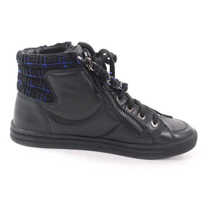 Great CHANEL High cut sneakers Black blue leather Women 35 G31316