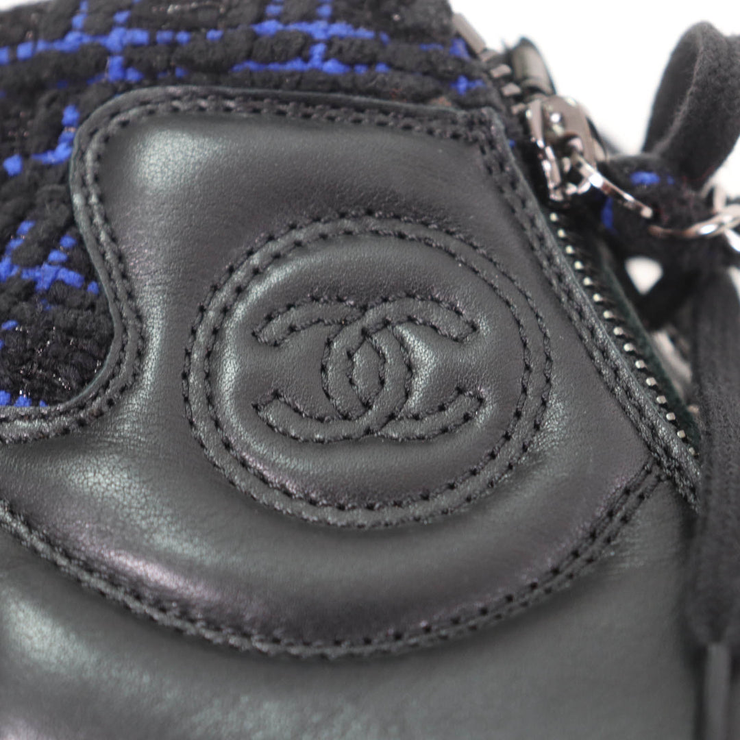 Great CHANEL High cut sneakers Black blue leather Women 35 G31316