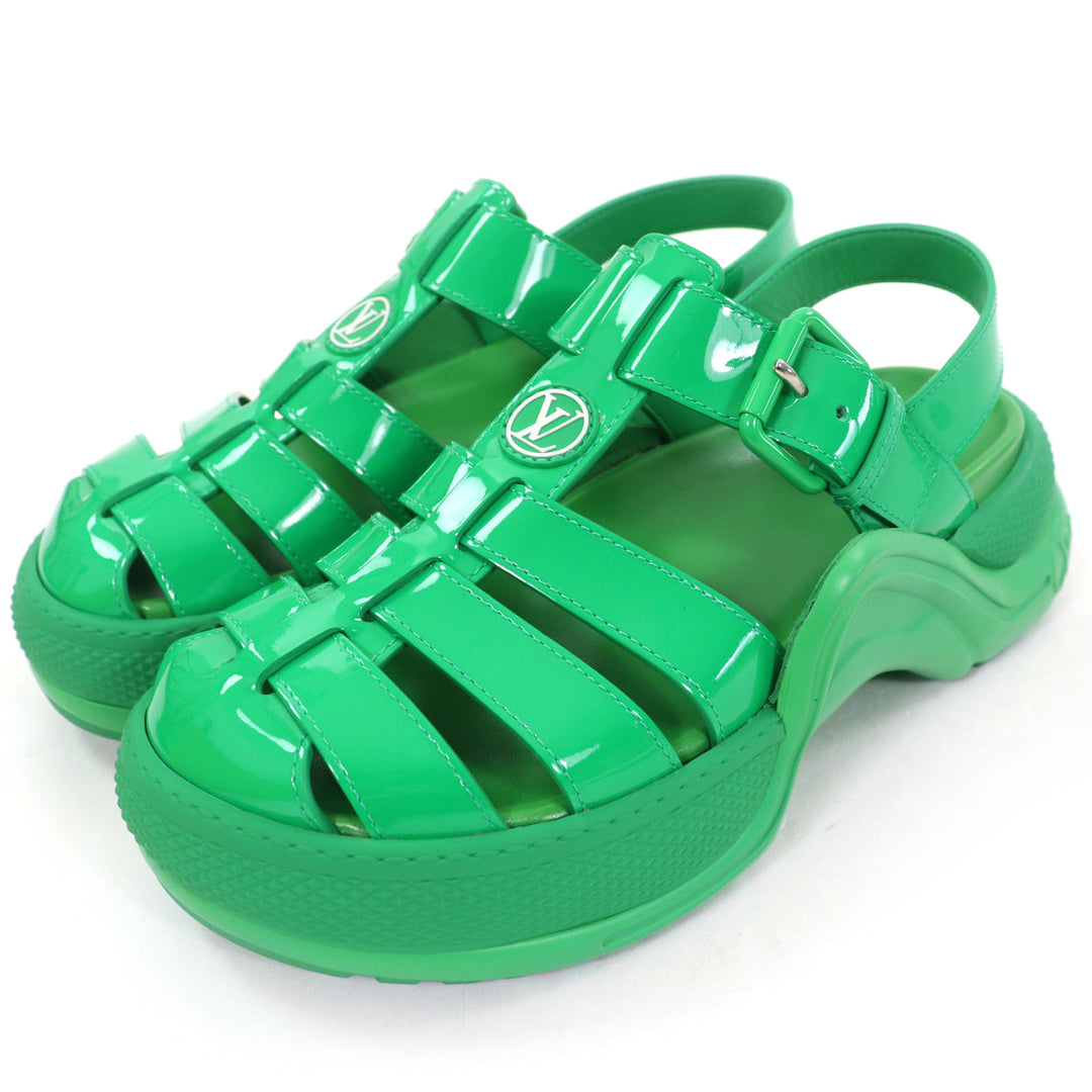 Pristine LOUIS VUITTON Sandals LV logo back strap green Patent leather Women 36