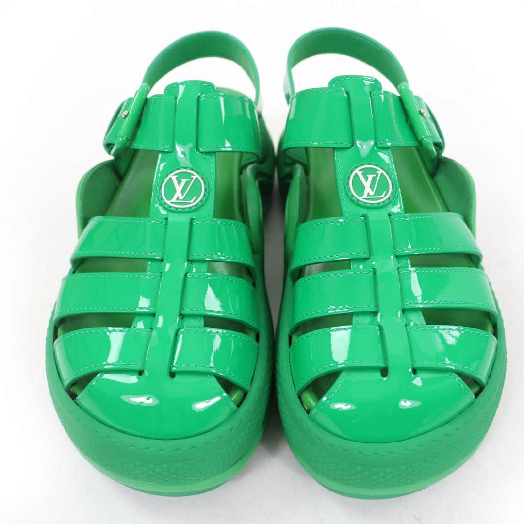 Pristine LOUIS VUITTON Sandals LV logo back strap green Patent leather Women 36
