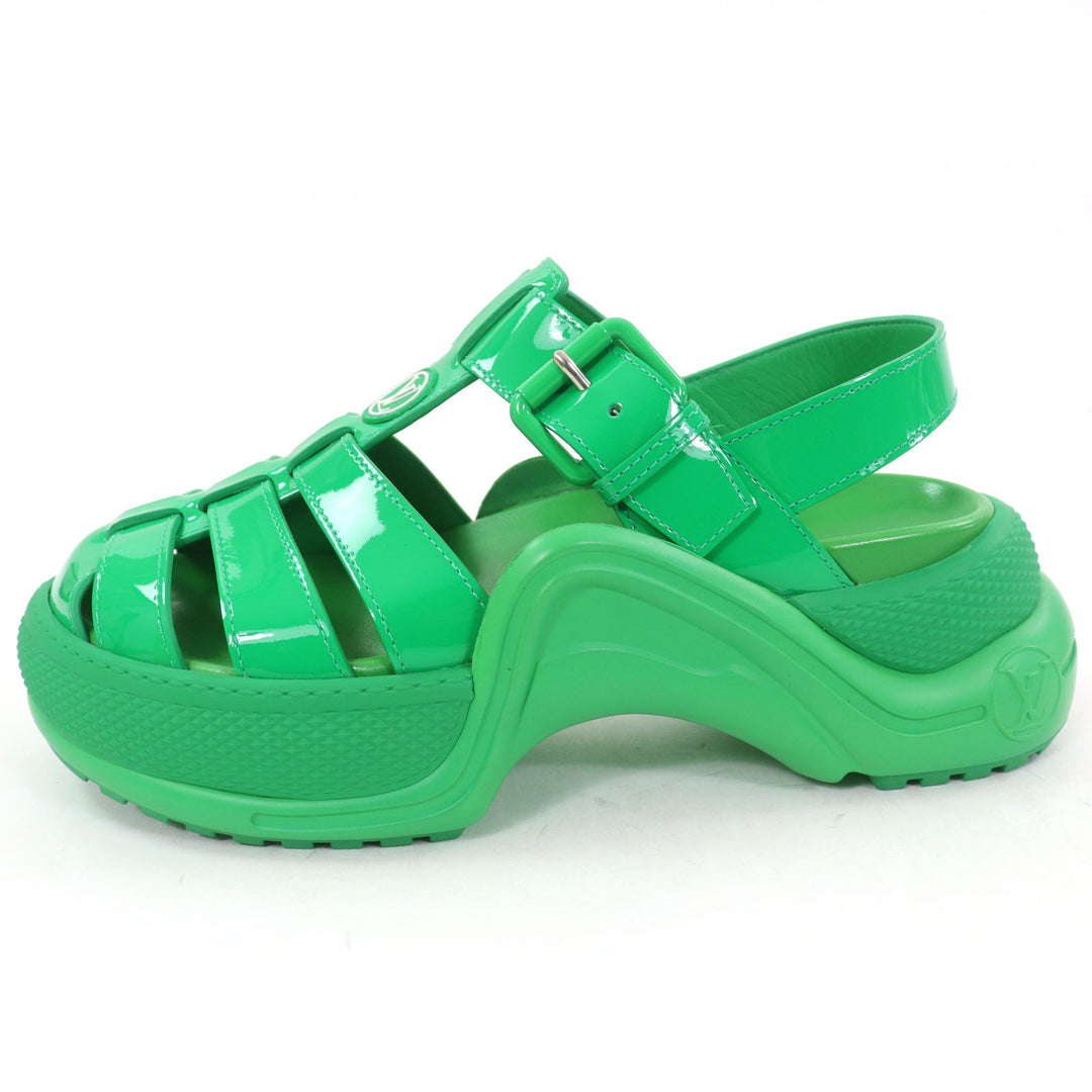 Pristine LOUIS VUITTON Sandals LV logo back strap green Patent leather Women 36