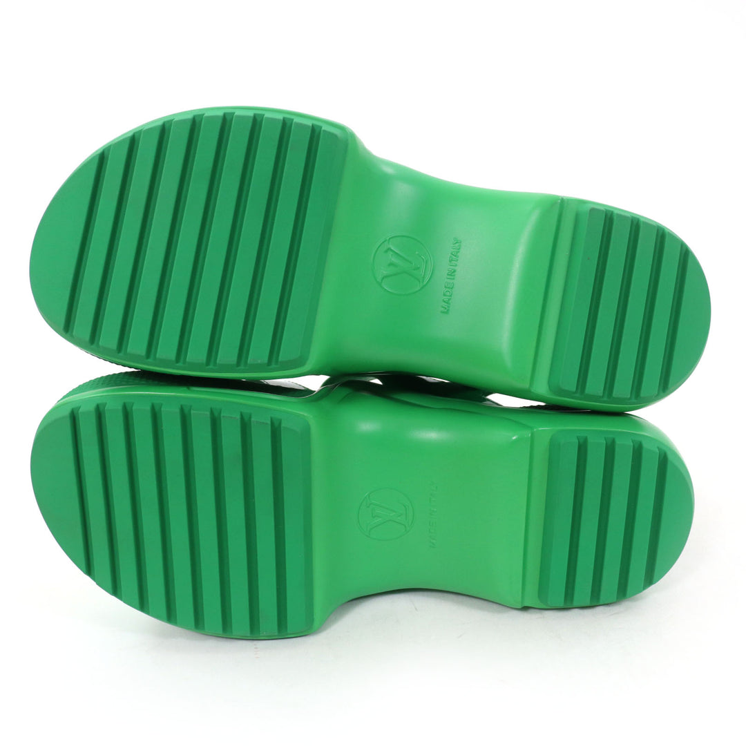 Pristine LOUIS VUITTON Sandals LV logo back strap green Patent leather Women 36