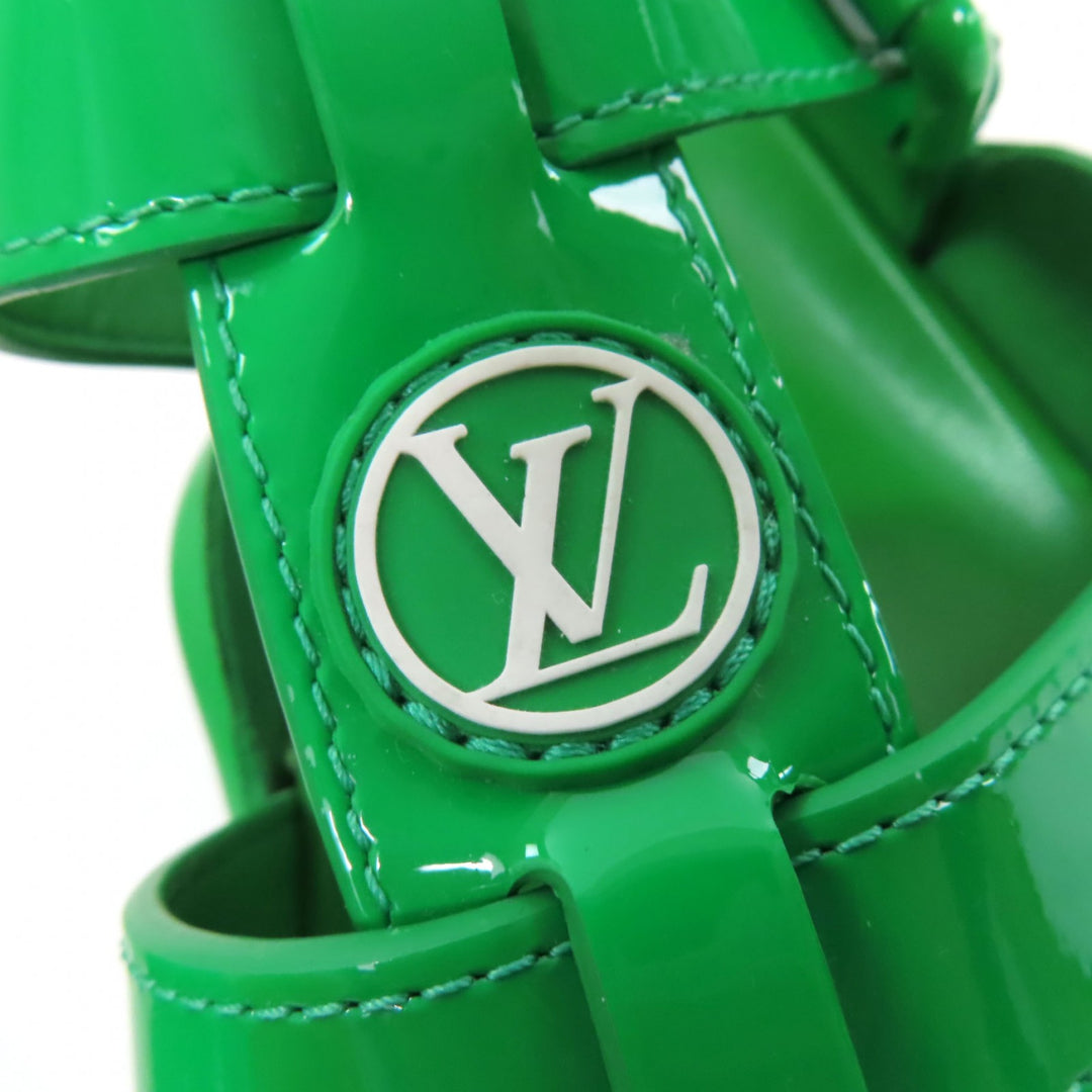 Pristine LOUIS VUITTON Sandals LV logo back strap green Patent leather Women 36