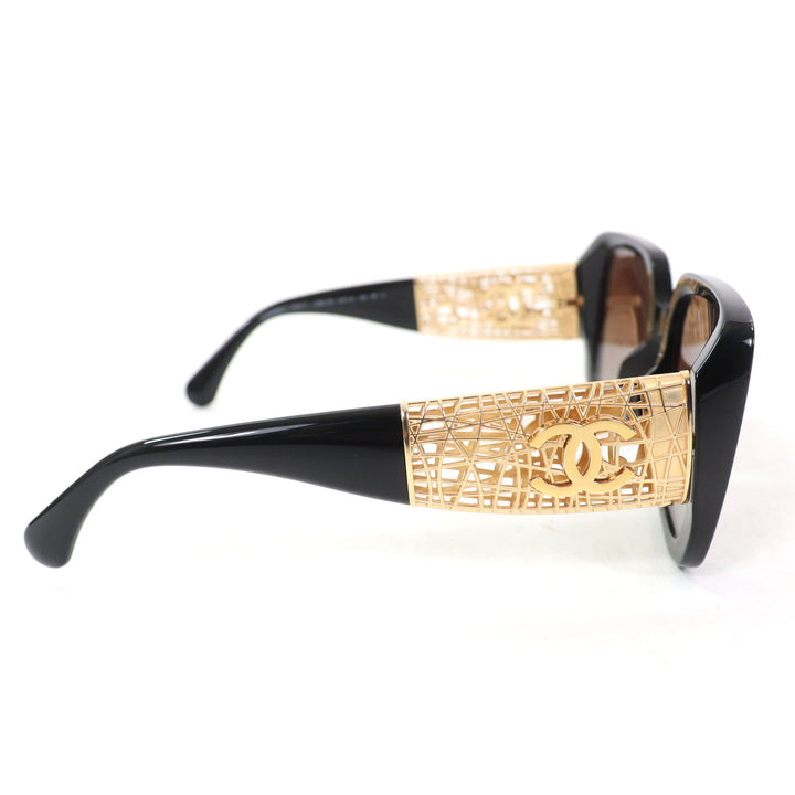 Excellent CHANEL sunglasses Square shape Current product COCO Mark 5532-A