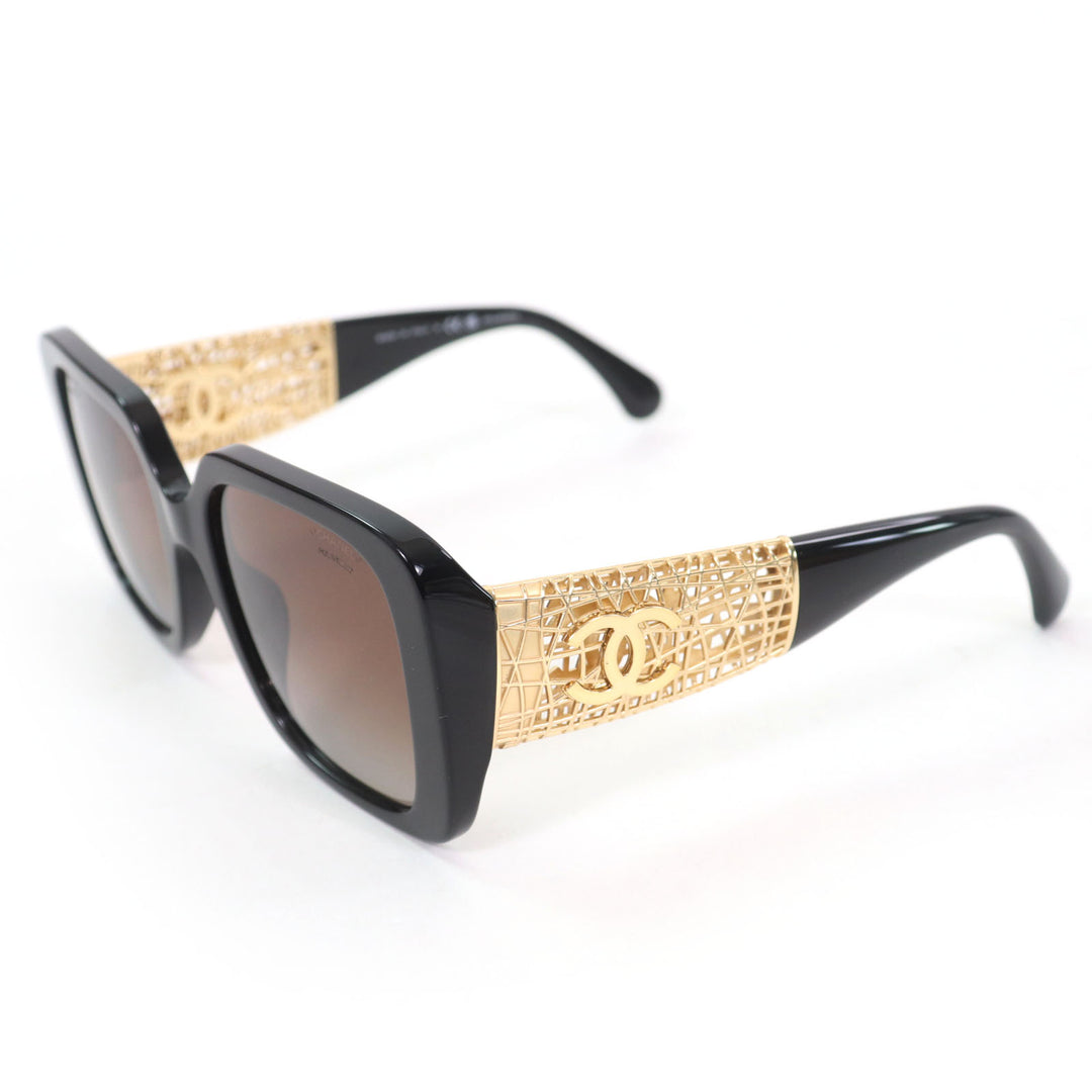 Excellent CHANEL sunglasses Square shape Current product COCO Mark 5532-A