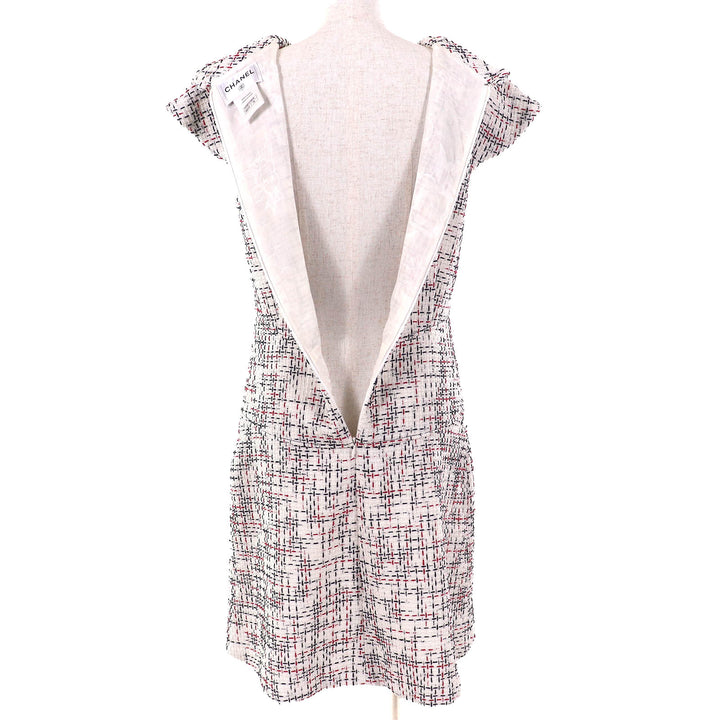 Excellent CHANEL one piece COCO Mark Button French Sleeve Tweed Ivory black red