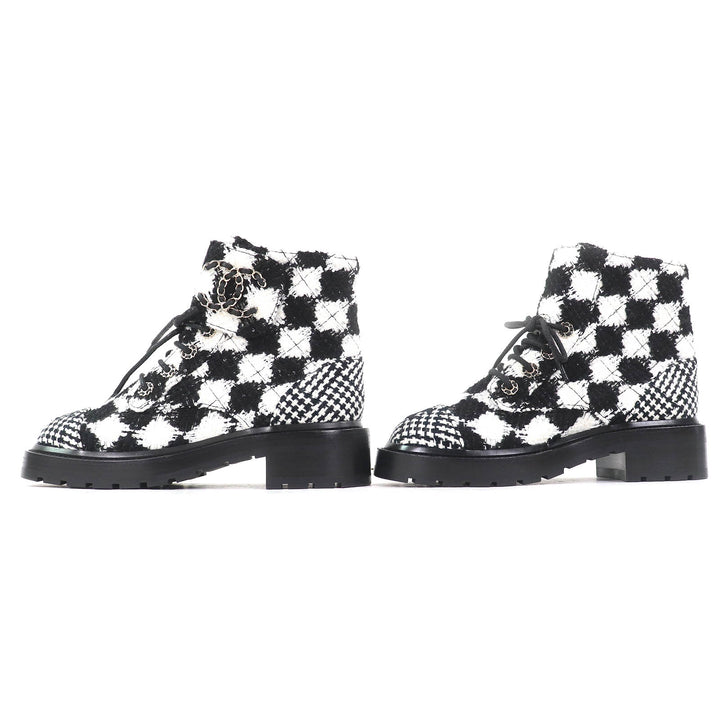 Excellent CHANEL Ankle boots COCO Mark Sequined Plaid Pattern Tweed Short Boots 7.5 G36424