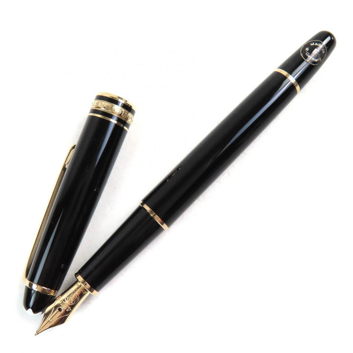 Great MONTBLANC fountain pen Meisterstck Classic white star Black gold 14K mens