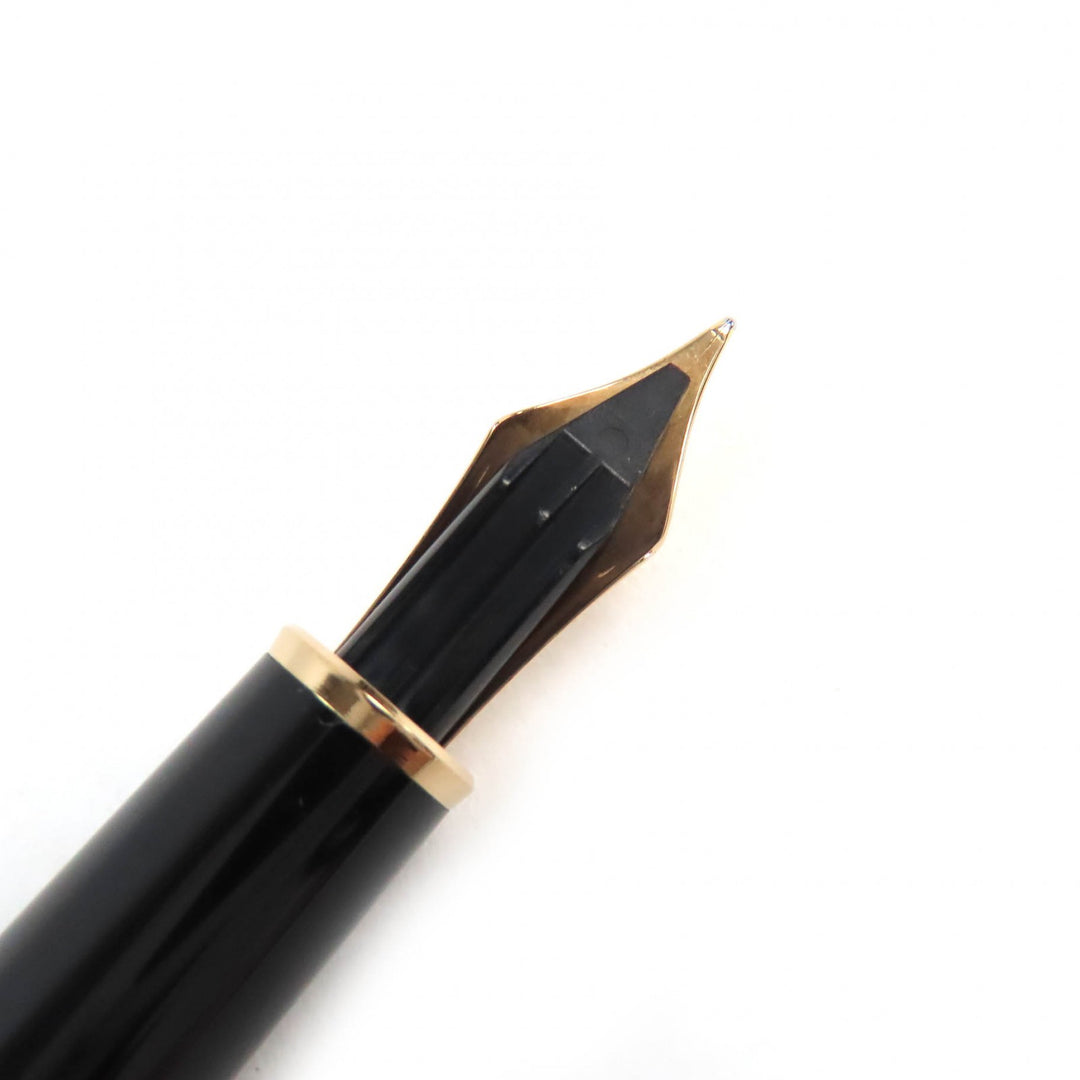 Great MONTBLANC fountain pen Meisterstck Classic white star Black gold 14K mens
