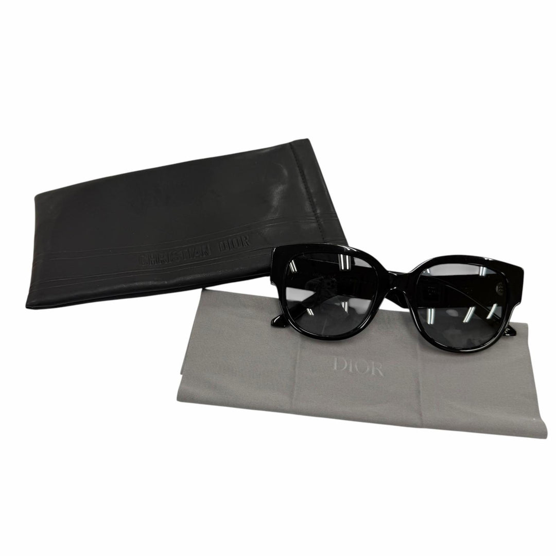 Great Christian Dior sunglasses Wildior BU Wellington Frame Logo black Women