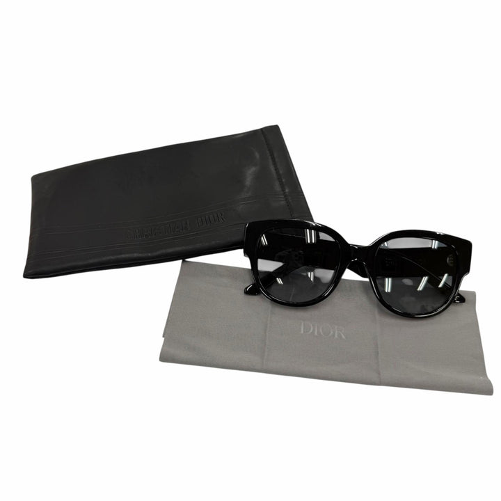 Great Christian Dior sunglasses Wildior BU Wellington Frame Logo black Women