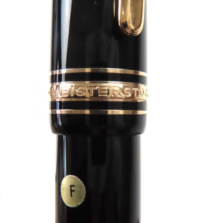 Great MONTBLANC fountain pen Meisterstck 149 white star Black gold 14K mens