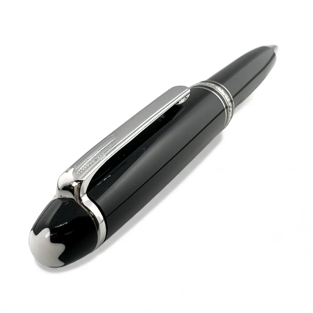 Very Good MONTBLANC Ballpoint pen Meisterstück Classic white star black mens
