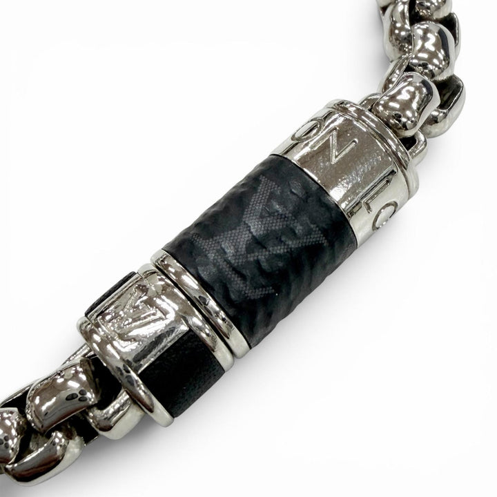 Excellent LOUIS VUITTON bracelet Chain Monogram Eclipse Silver mens M63107