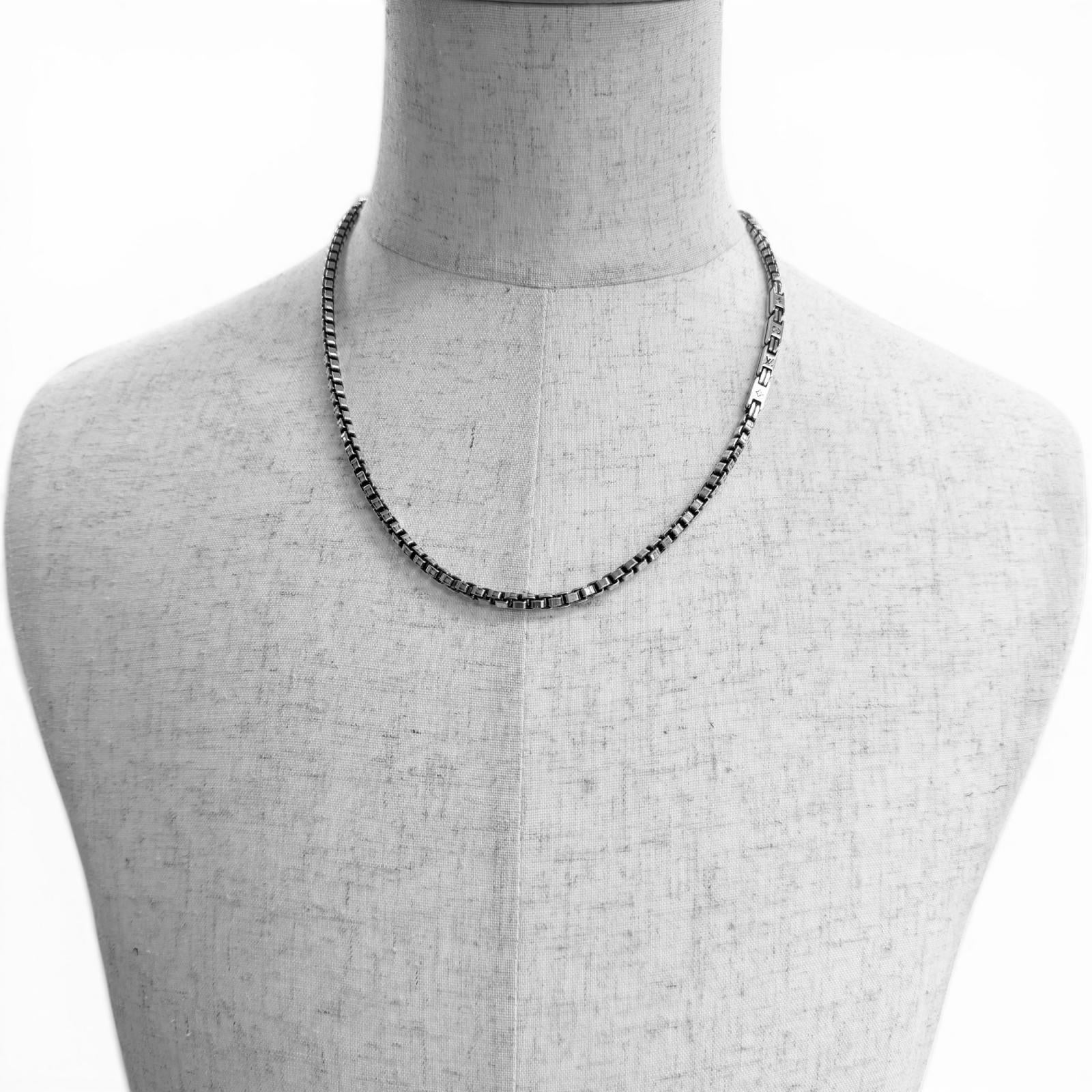 Great LOUIS VUITTON Necklace LV Tailor Silver AG925 mens M02027