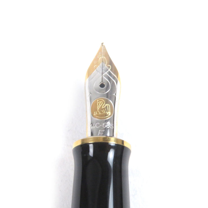 Excellent PERIKAN fountain pen Souvern M600 Cap type Black gold 14C mens