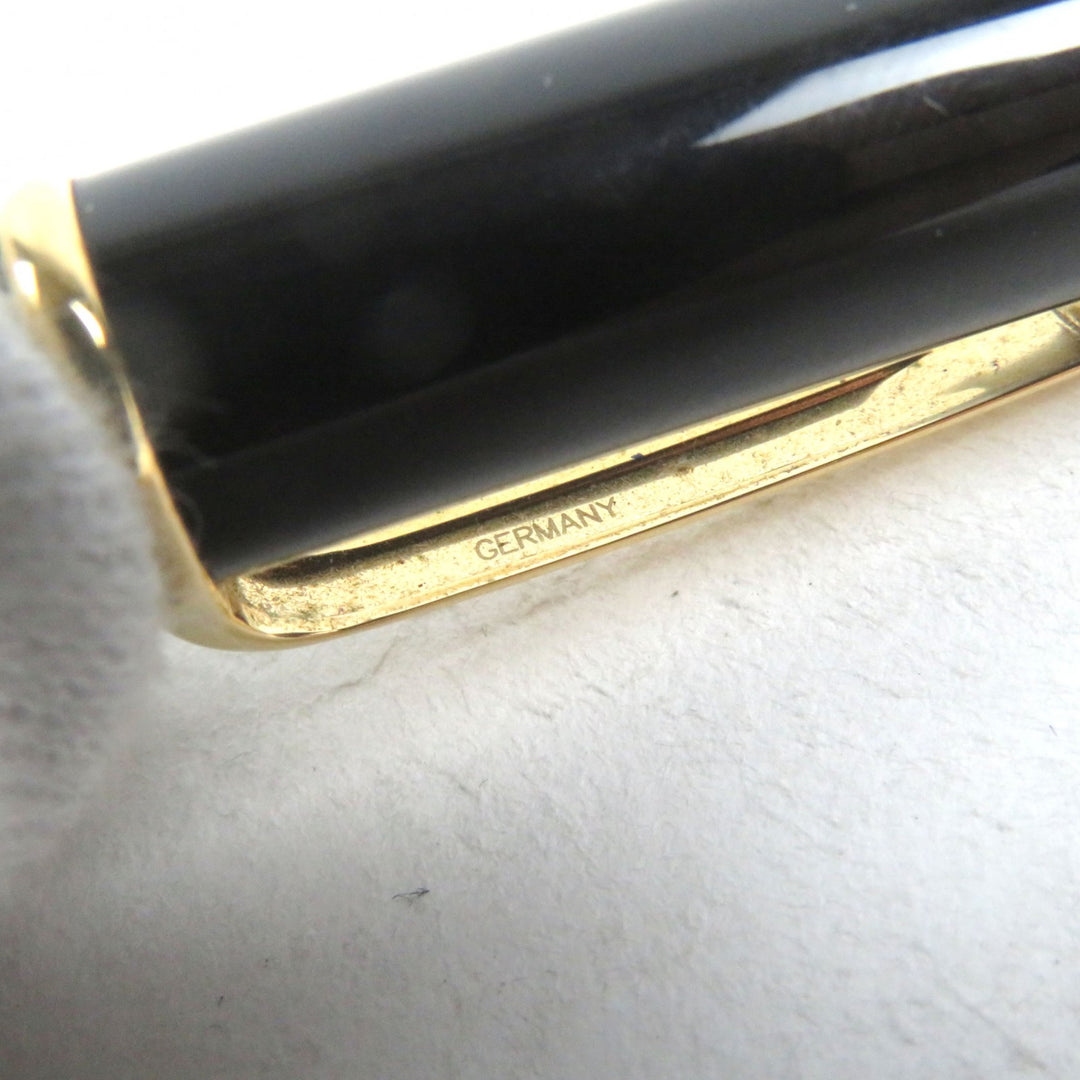 Very Good Cartier Ballpoint pen Diaboro de Cartier Logo engraved, blue gemstone