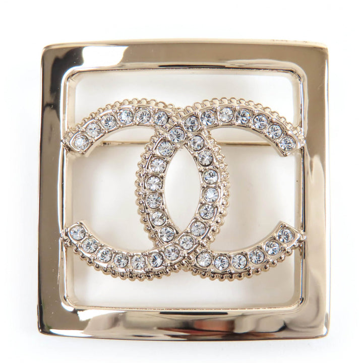 Excellent CHANEL Brooch COCO Mark rhinestone gold Women A23P