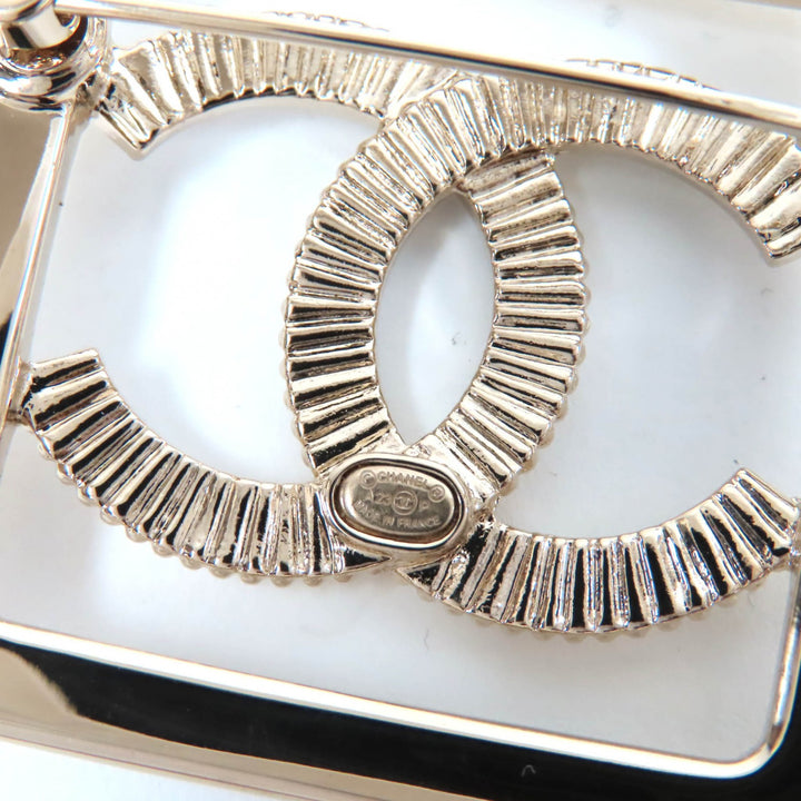 Excellent CHANEL Brooch COCO Mark rhinestone gold Women A23P