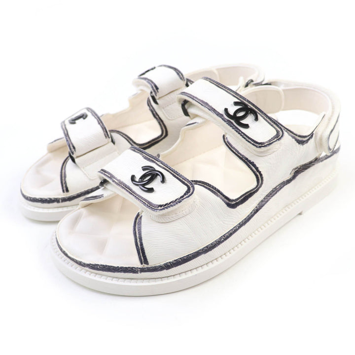 Excellent CHANEL Sandals white leather Women 35 22C G35927