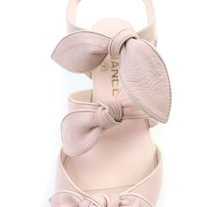 Excellent CHANEL Sandals pink leather Women 35.5 G35297
