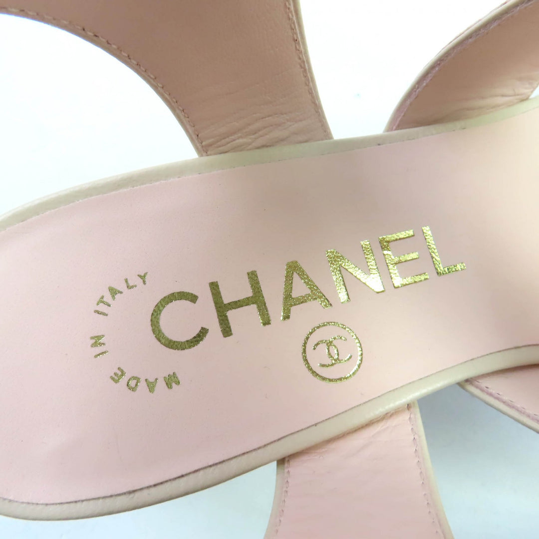 Excellent CHANEL Sandals pink leather Women 35.5 G35297