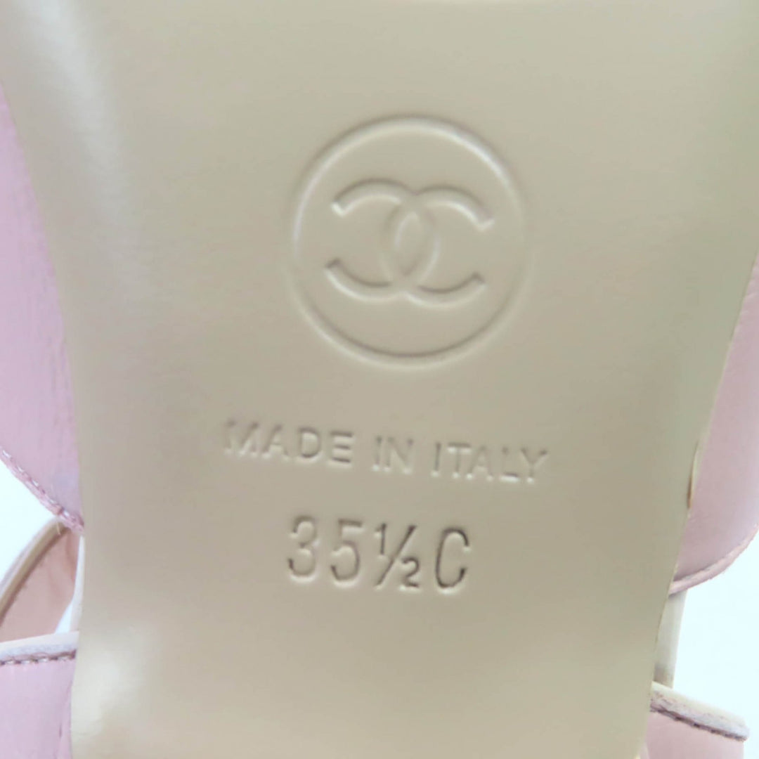 Excellent CHANEL Sandals pink leather Women 35.5 G35297