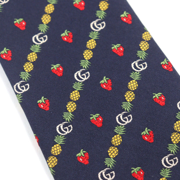Pristine GUCCI tie GG logo, bee embroidery, pineapple, strawberry Navy silk men 597093