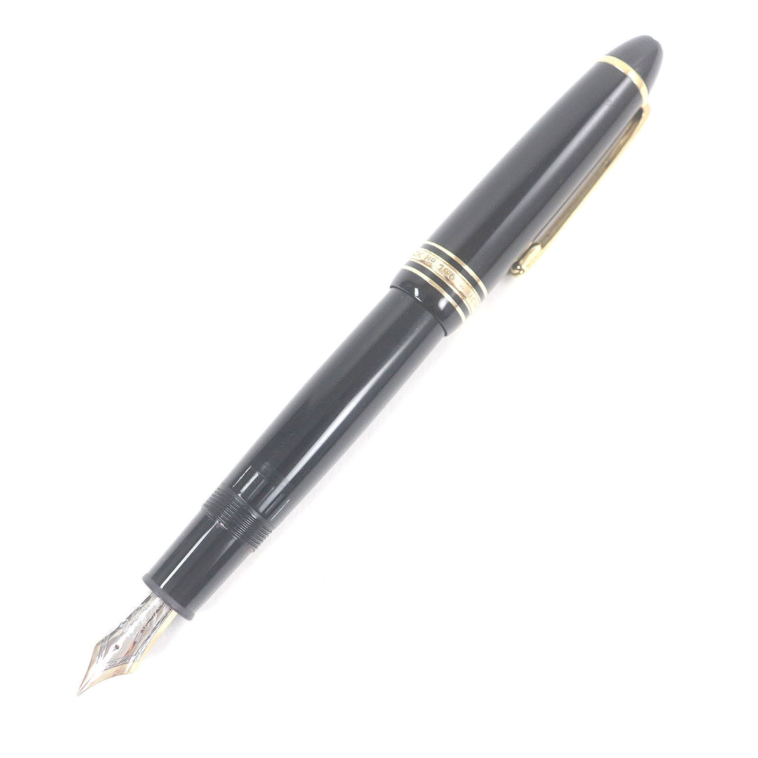 Very Good MONTBLANC fountain pen Meisterstck 146 Cap type Black gold mens