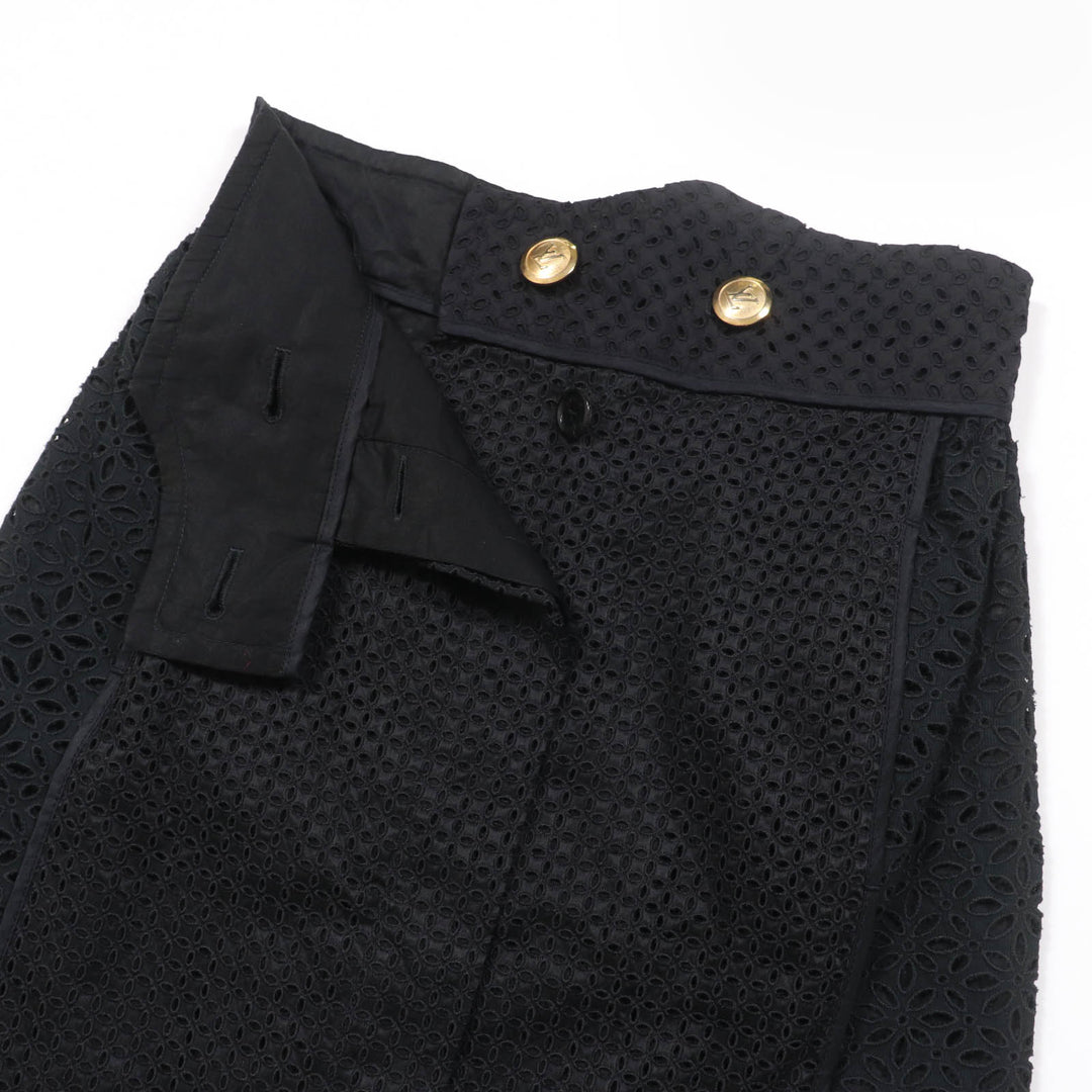 Great LOUIS VUITTON skirt Eyelet lace flower design with LV gold buttons black