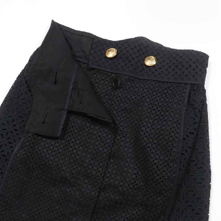 Great LOUIS VUITTON skirt Eyelet lace flower design with LV gold buttons black