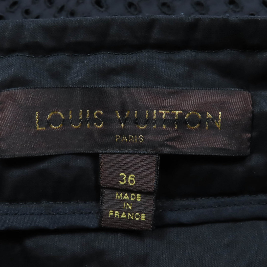 Great LOUIS VUITTON skirt Eyelet lace flower design with LV gold buttons black