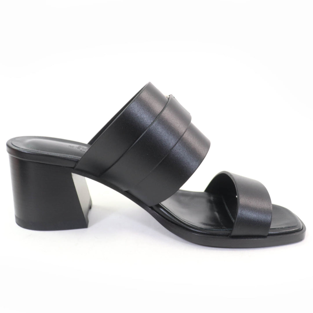 Excellent HERMES Sandals cute Purchased in 2025 Glennan Metal Leather black