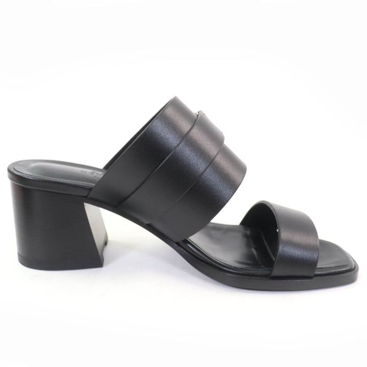Excellent HERMES Sandals cute Purchased in 2025 Glennan Metal Leather black