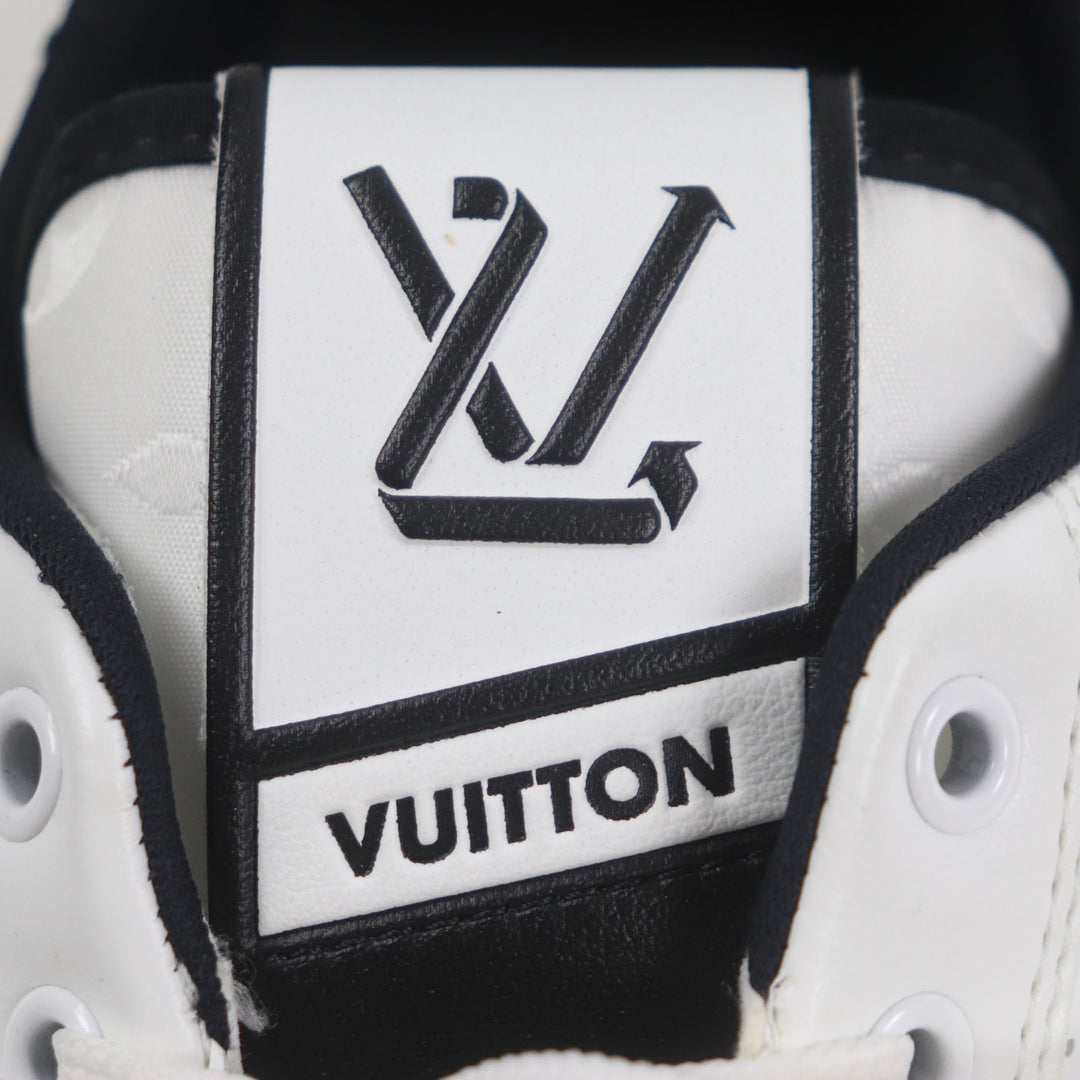 素晴らしい LOUIS VUITTON ローカットスニーカー ホワイト ブラック レザー メンズ 7.5 1ACF0A