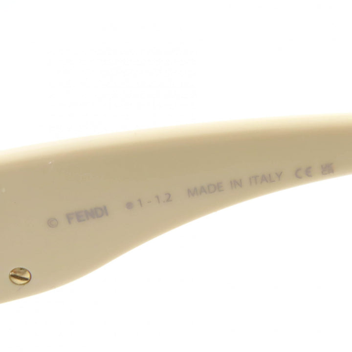 フェンディ サングラス ベージュ レディース FE40064F