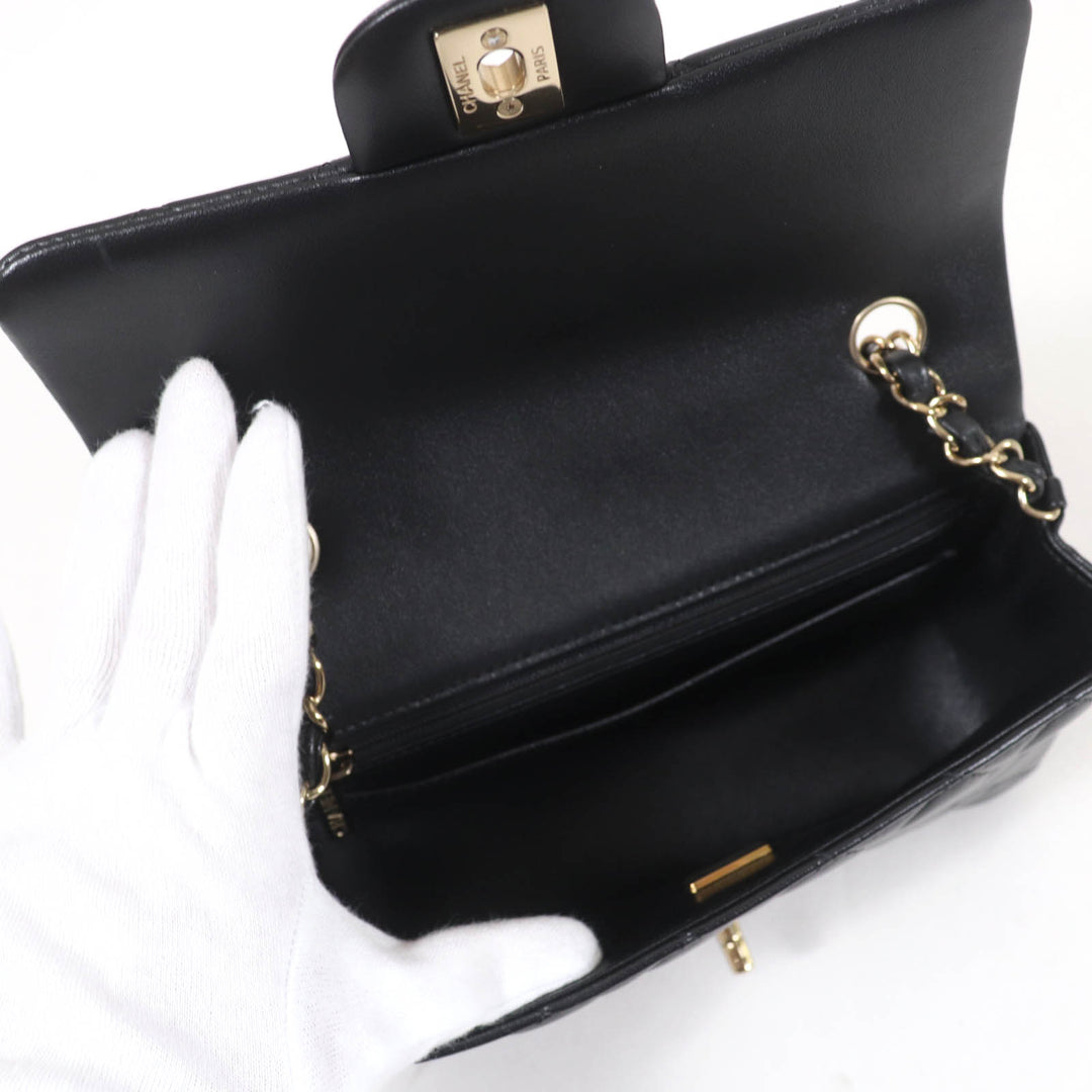 Pristine CHANEL Shoulder Bag Mini Matrasse20 Random Serial Chain lambskin A69900