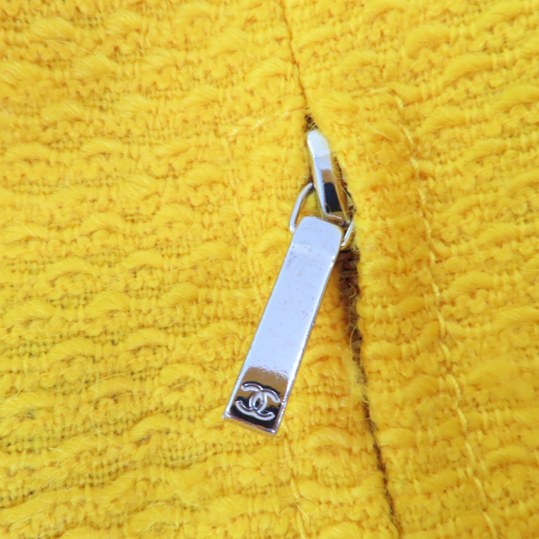 CHANEL コート ロゴライニング、クリスタルボタン、ツイードイエローウール レディース 38 P50353W05578