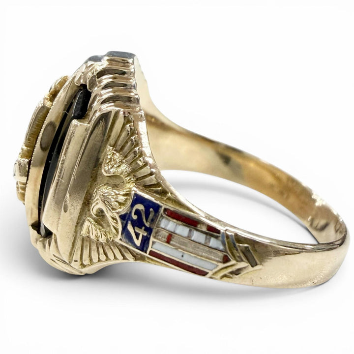 Very Good JOSTEN Ring ring 1942 Hazleton College gold 10K mens