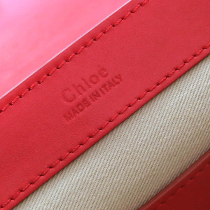 クロエ ショルダーバッグ クロエ Cロゴ スエードレザーチェーン レッド 牛革 CHC19SS192A37640