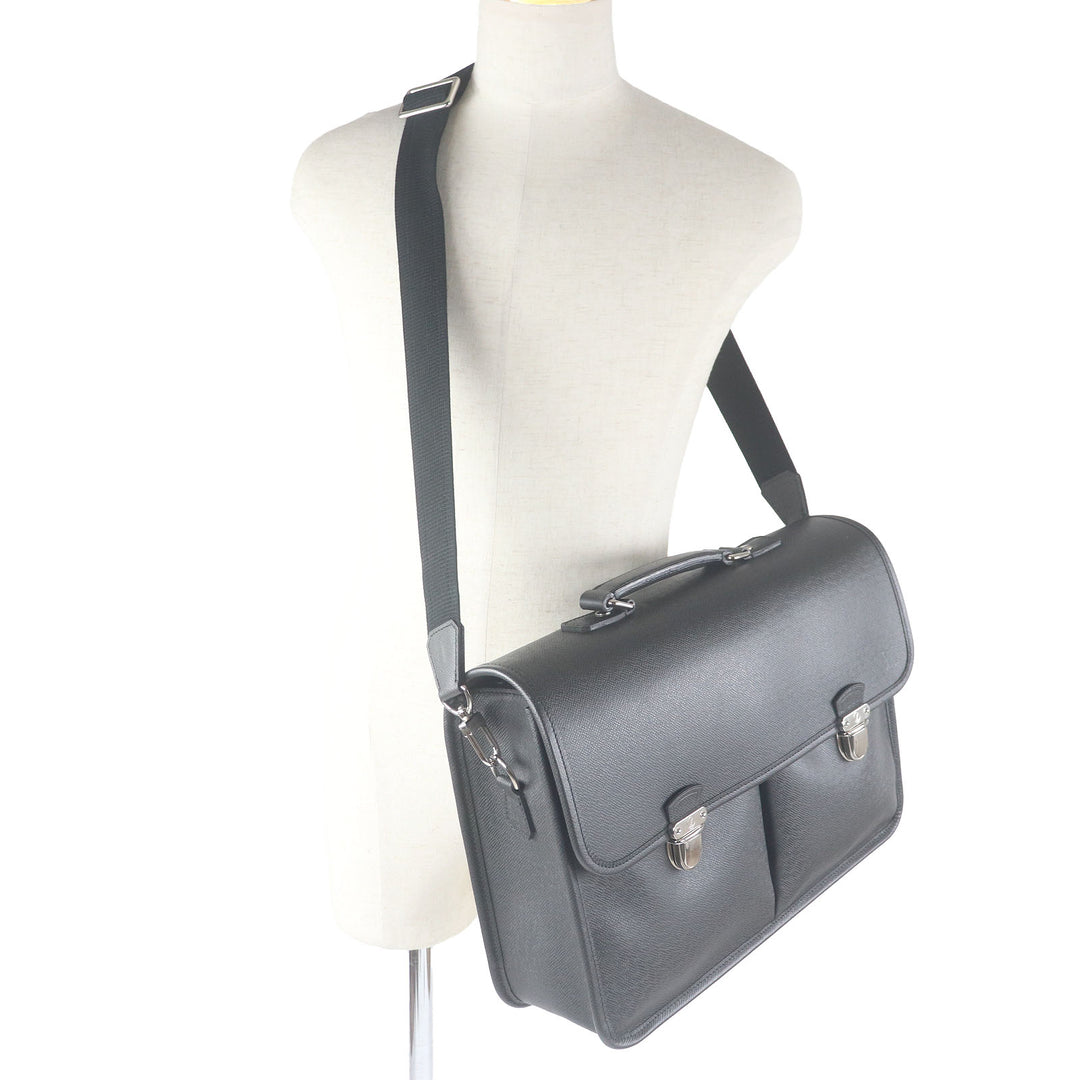Excellent LOUIS VUITTON Shoulder Bag taiga anton LV logo embossed briefcase Aldoise M32622