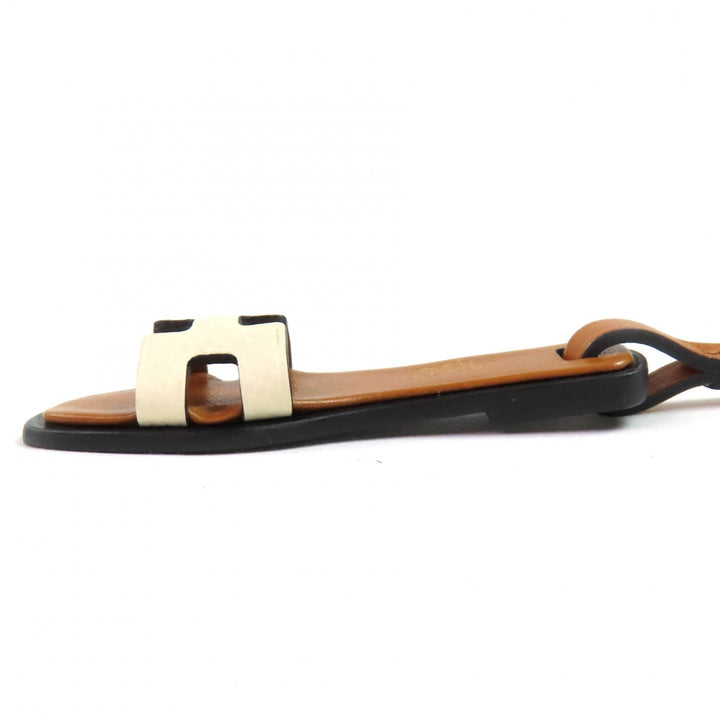 Pristine HERMES Bag charm Oran Nano Charm Sandals leather Women