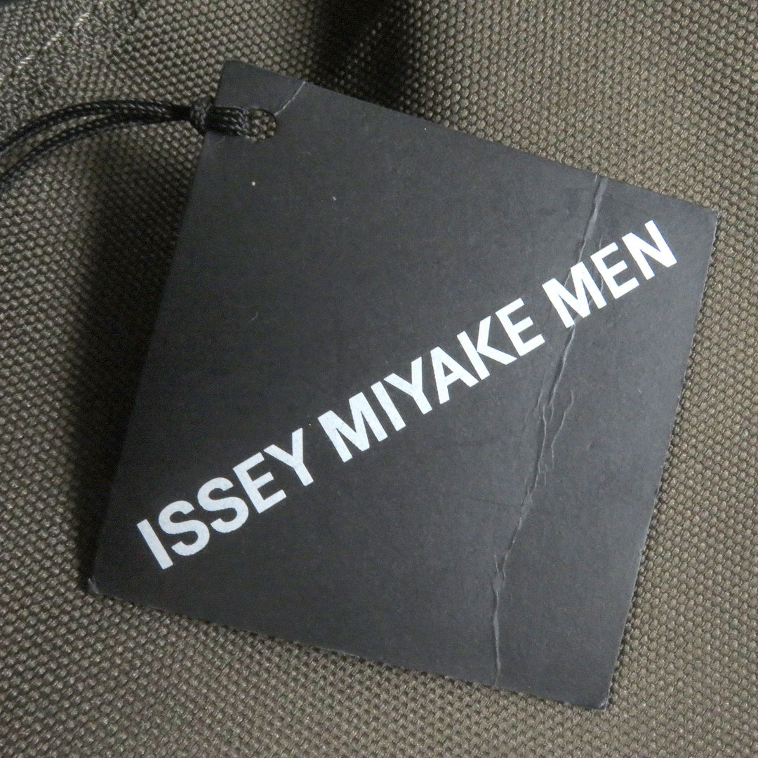 Excellent ISSEY MIYAKE MEN Shoulder Bag KASAYA 2WAY Kasa Bag khaki