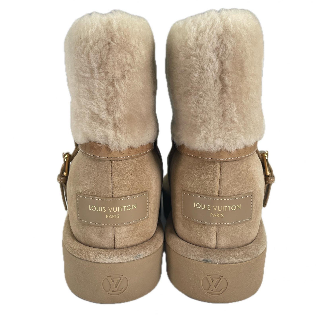 Great LOUIS VUITTON short boots Belt design beige Mouton Women 37