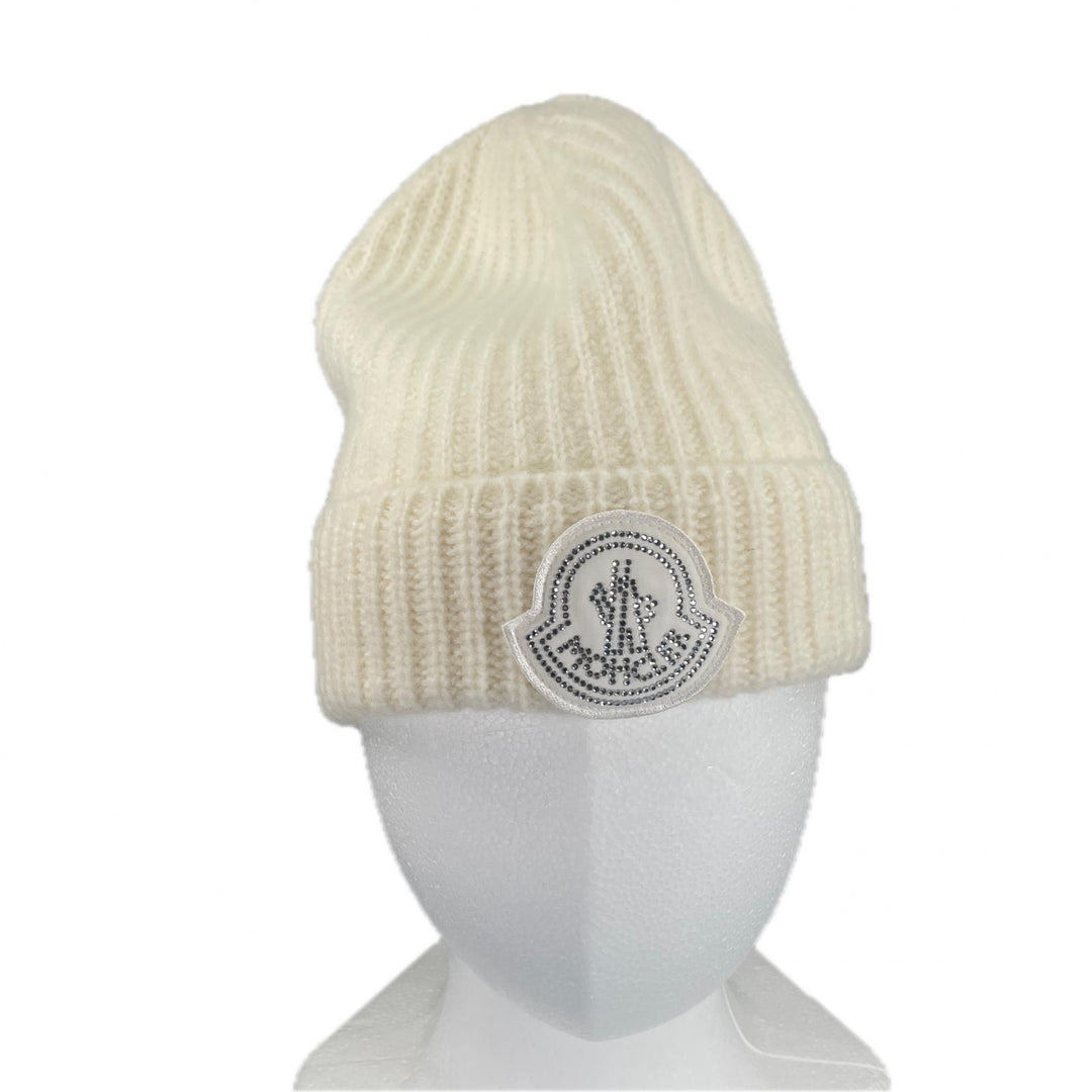Excellent MONCLER Knit cap BERRETTO With logo emblem white wool Women J20933B00072