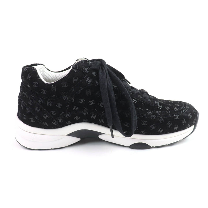 Excellent CHANEL sneakers black Suede leather Women 37 G39230
