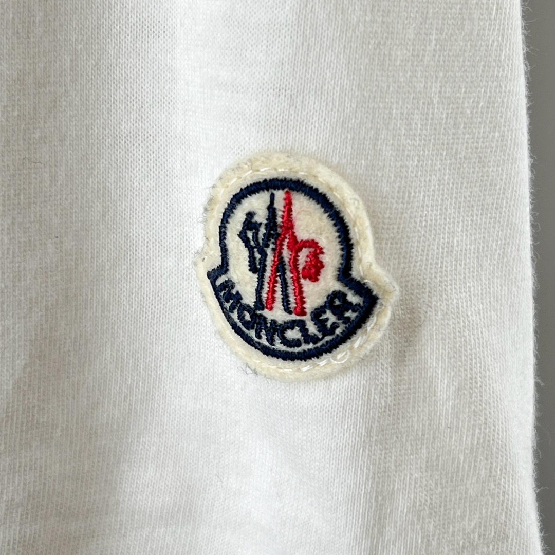 Great MONCLER Short sleeve T-shirt MAGLIA MANICA CORTA With logo emblem white