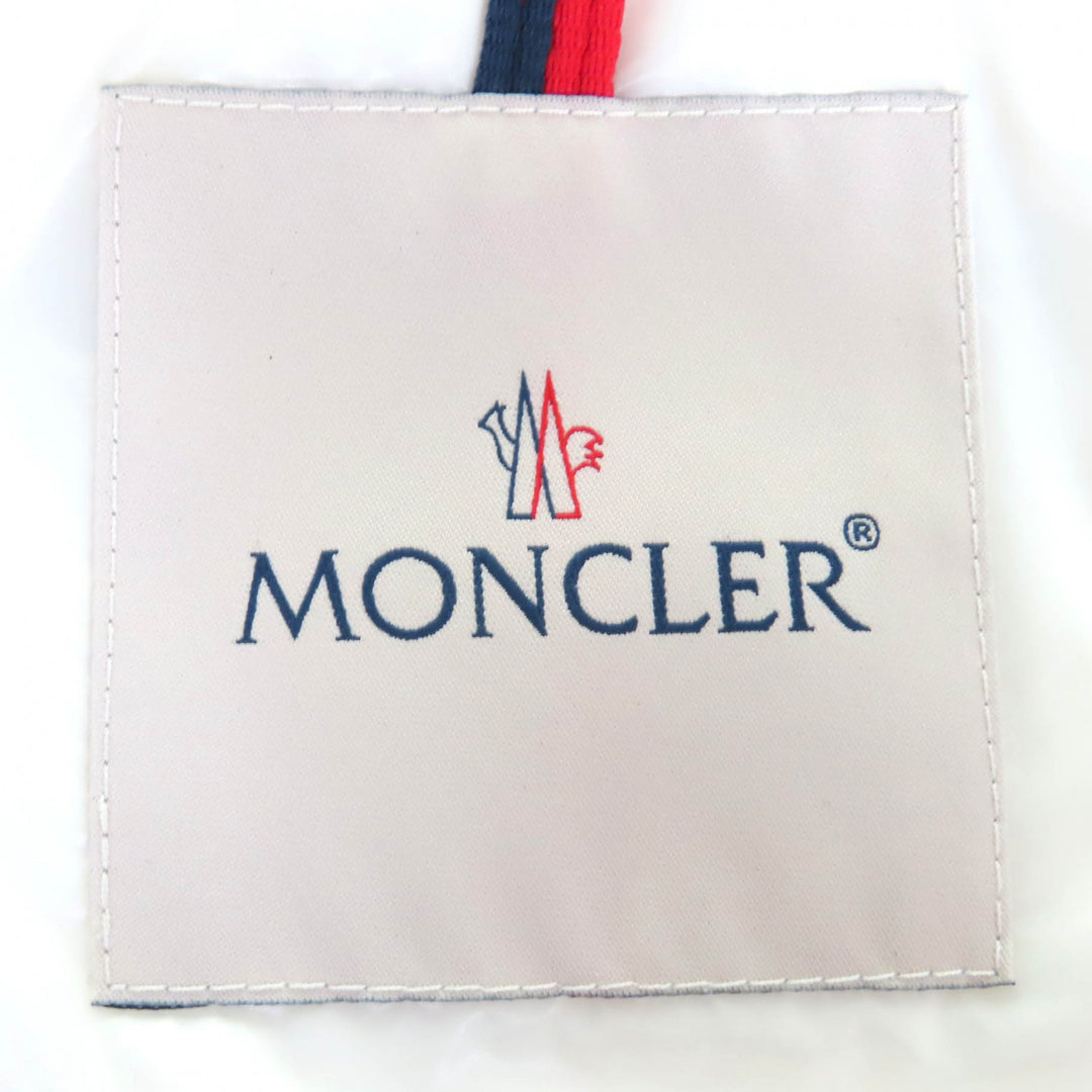 Excellent MONCLER Down jacket CELEPINE Logo patch with logo belt and ZIPUP black Women 00