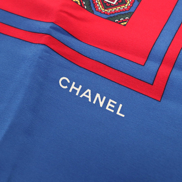 Excellent CHANEL scarf Logo all-over print scarf size 140 Blue Red silk Women