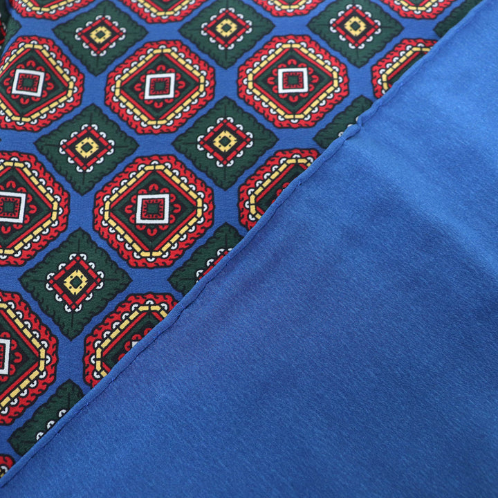 Excellent CHANEL scarf Logo all-over print scarf size 140 Blue Red silk Women